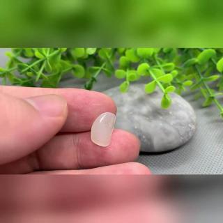 和田玉顶级戒面长这样!羊脂玉 淡洒金皮一眼沦陷✨