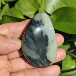 新疆和田玉籽料原石现身杭州文玩圈🔥