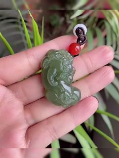 和田玉貔貅吊坠真能带来心理安定感吗?