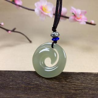 和田玉淡青玉转运平安扣鸭蛋青细腻油润男女时来运转轮回吊坠