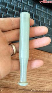 清代和田玉青玉烟嘴,全品难得极啦.非常漂亮