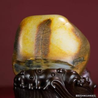 和田玉的"试金石",这种和田玉籽料买了你绝对不会亏